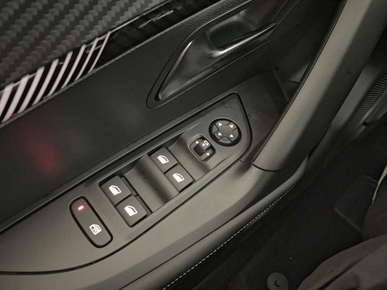 Peugeot 2008 hybrid 145 ch e-dcs6 allure — photo 20