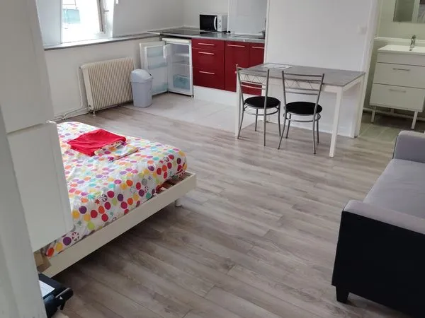 Studio, Centre-ville, proche gares
