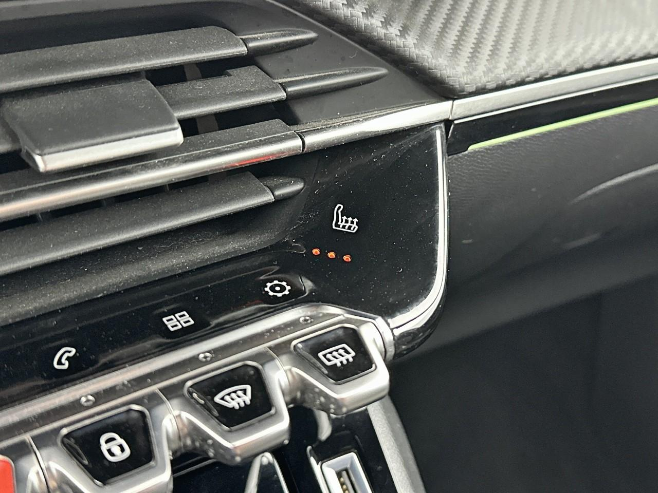 Peugeot 2008 puretech 130 s&s eat8 gt pack — photo 29