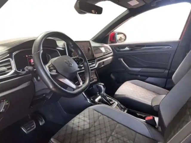 Volkswagen T-Roc 1.5 tsi evo 150 start/stop dsg7 r-line — photo 9