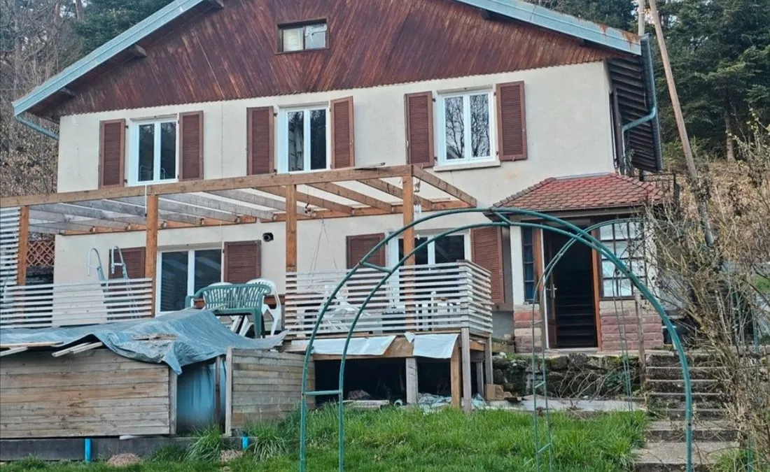 Photo 1