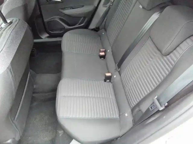 Peugeot 2008 bluehdi 110 s&amp;s bvm6 — photo 12