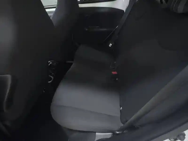 Peugeot 108 vti 72ch s&amp;s bvm5 — photo 22