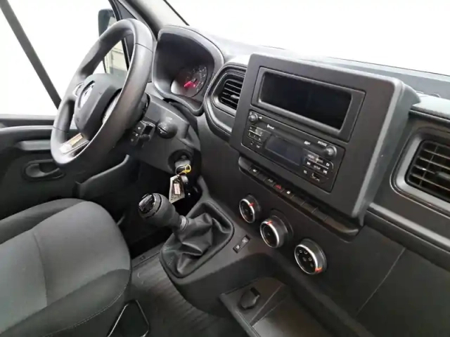 Renault Master fgn trac f3500 l3h3 blue dci 135 — photo 6