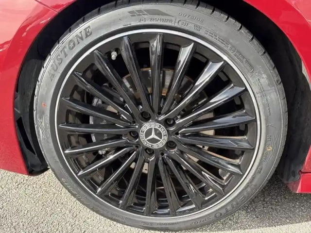 Mercedes Cla shooting brake 200 d 150ch amg line 8g-dct — photo 8