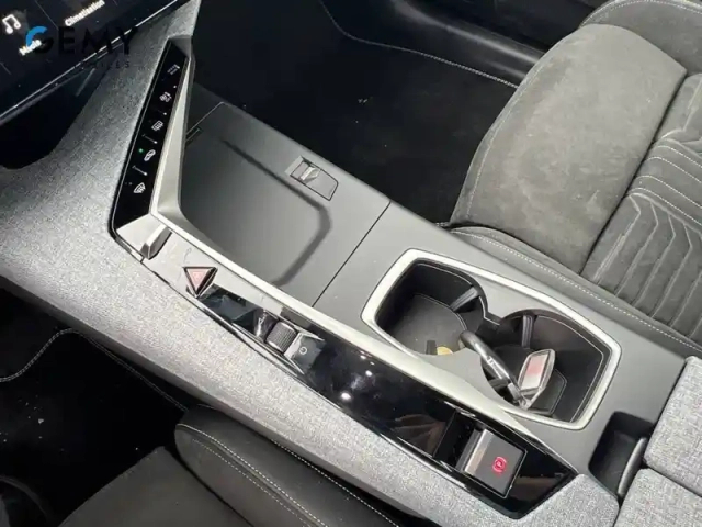 Peugeot 3008 plug-in hybrid 195 e-dcs7 — photo 14