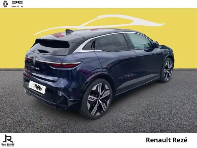 Renault Megane e-tech electric ev60 220ch iconic super charge -b — photo 12