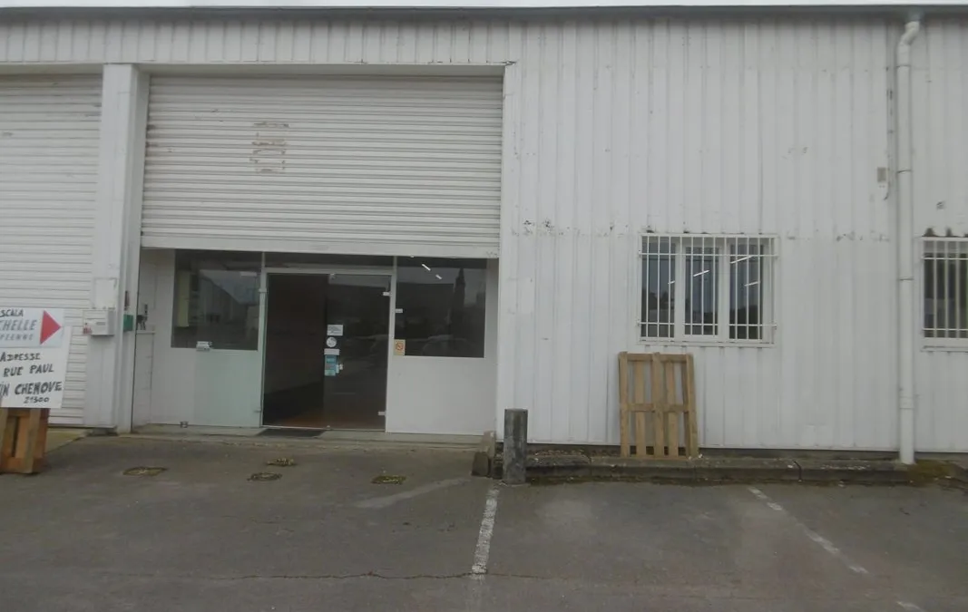 Photo 1