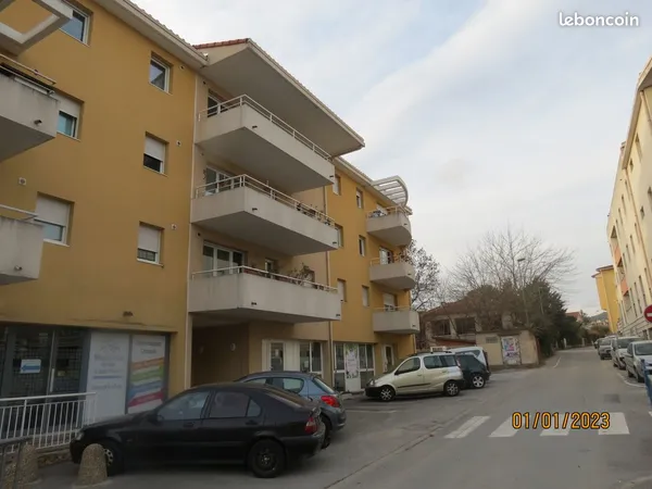 Studio 24m2