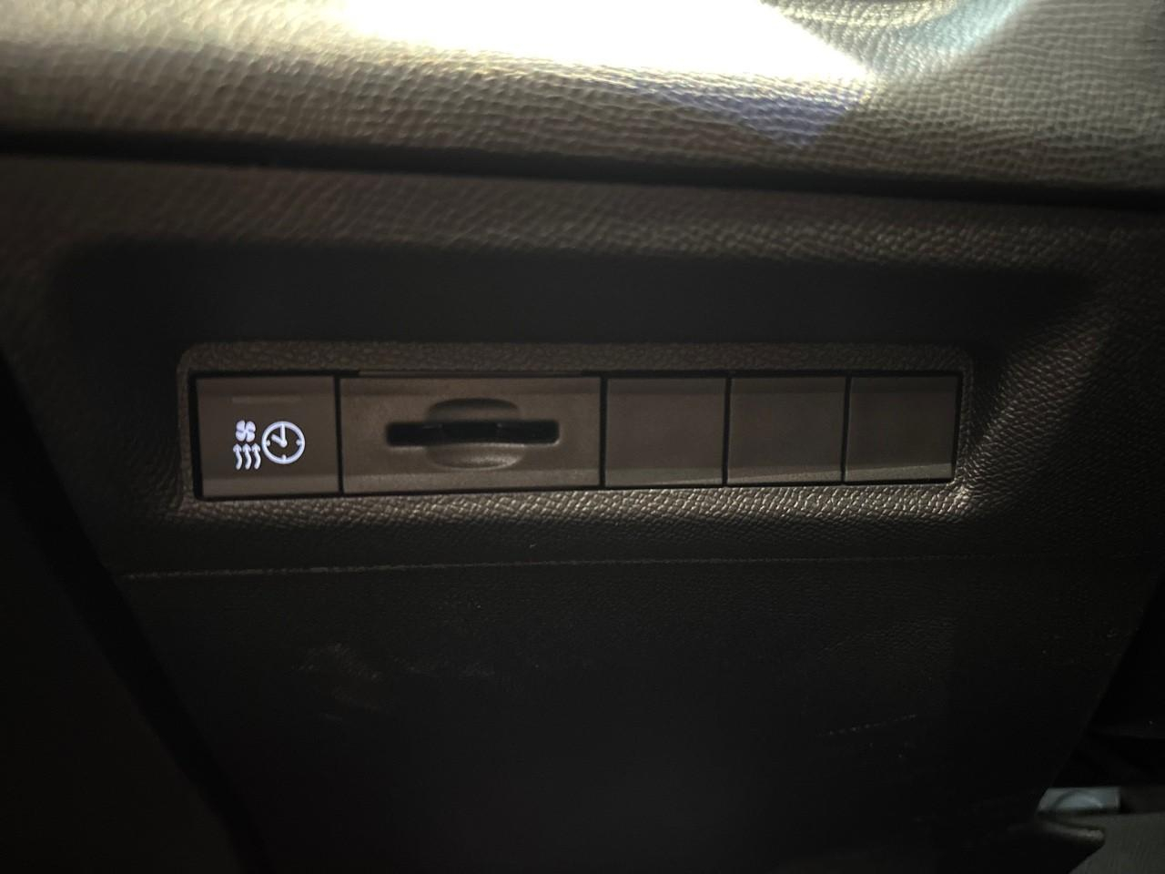 Peugeot 308 e-308 156ch batterie 55 kwh gt — photo 14
