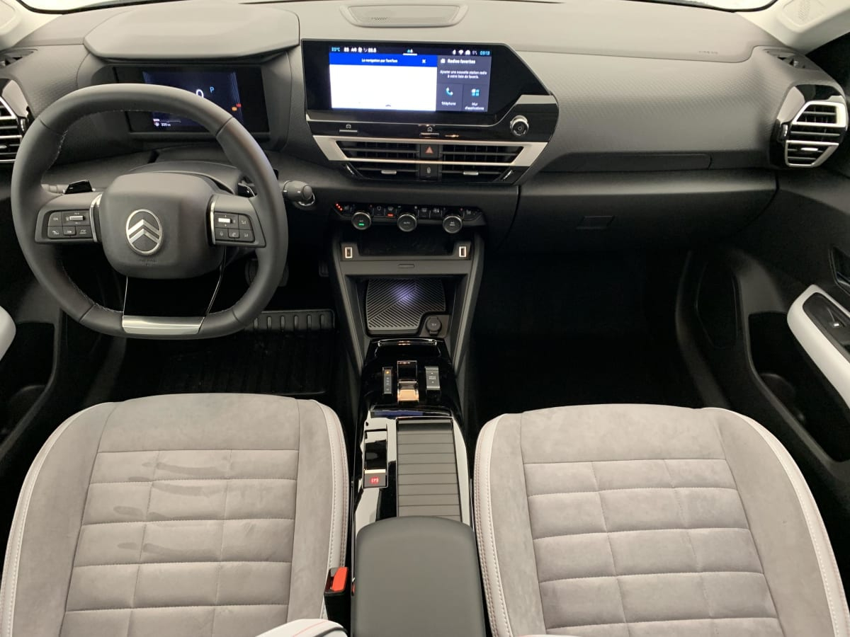 Citroën C4 — photo 12