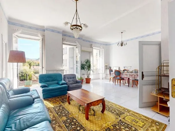 NICE GIOFFREDO - 4 PIÈCES 108 M² - FORT POTENTIEL - BALCONS ET CAVE