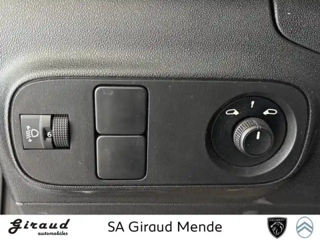 Citroën C3 puretech 83 s&amp;s bvm5 — photo 31