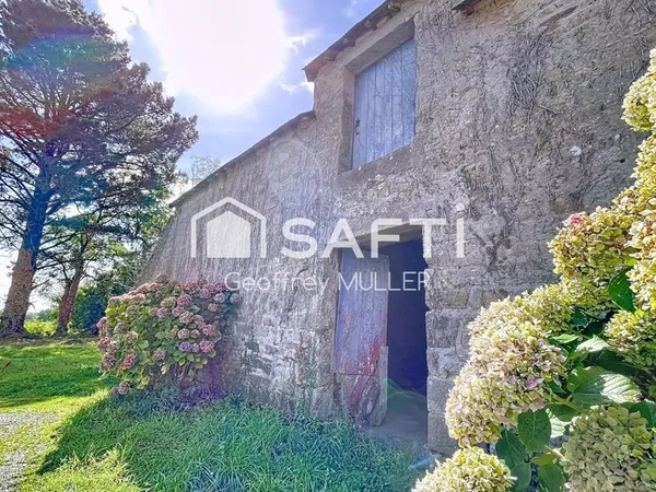 Longère de 183 m2 habitables à rénover