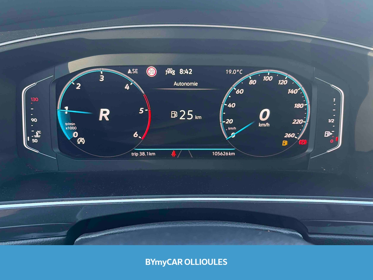 Volkswagen Tiguan 2.0 TDI 150ch DSG7 — photo 26