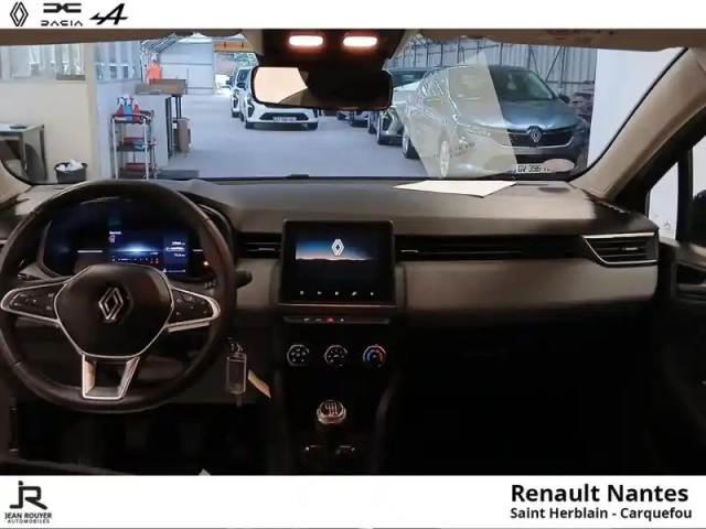 Renault Clio 1.0 tce 90ch evolution — photo 25