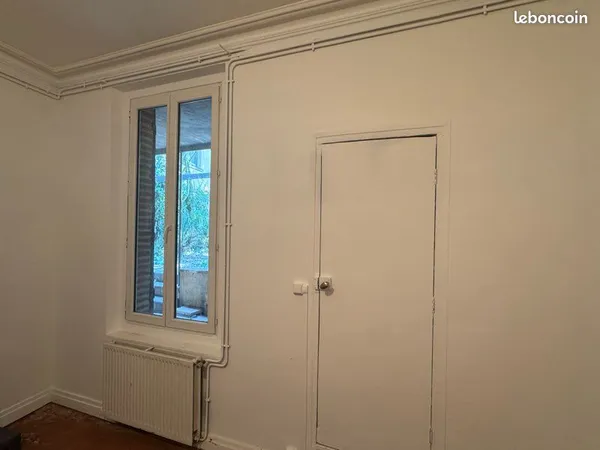 Bureau et espace de travail Location Montauban  25m² 350€