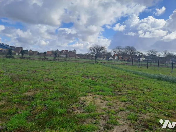 Terrain 660 m²