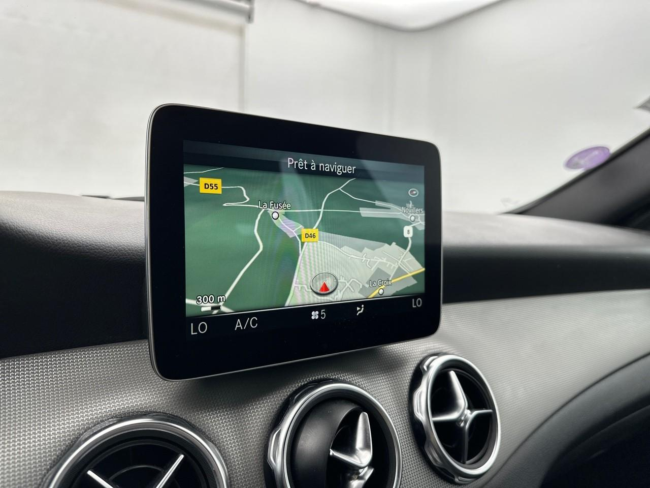 Mercedes Gla 180 sensation 7-g dct a — photo 10