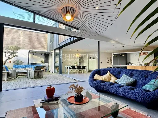 Maison 5 pièces 236 m²