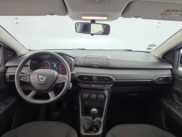 Dacia Sandero sce 65 — photo 323