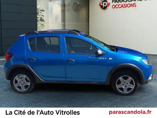 Dacia Sandero 0.9 tce 90ch stepway — photo 4