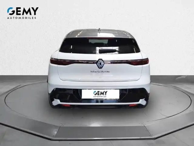 Renault Megane e-tech ev60 220 ch super charge — photo 5