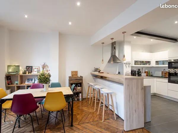 Appartement - 2 pièces - 52m² - 3e étage - village Saint-Martin