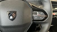 Peugeot 208 1.2 Hybrid 110ch Edition e-DCS6 — photo 25