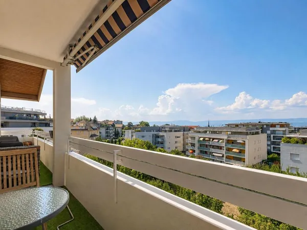 Un appartement rare où tout semble avoir été pensé pour profiter pleinement de Thonon