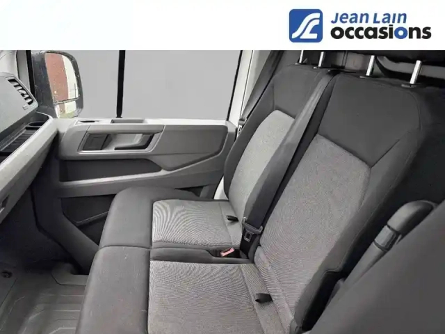 Volkswagen Crafter van 35 l3h3 2.0 tdi 140 ch bva — photo 17