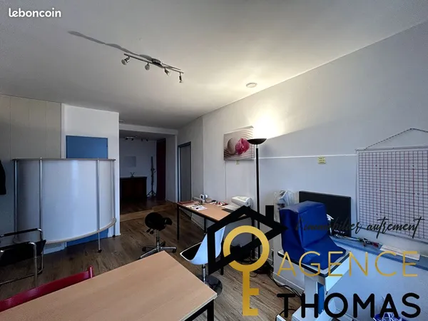 Local commercial 32 m² AUBENAS