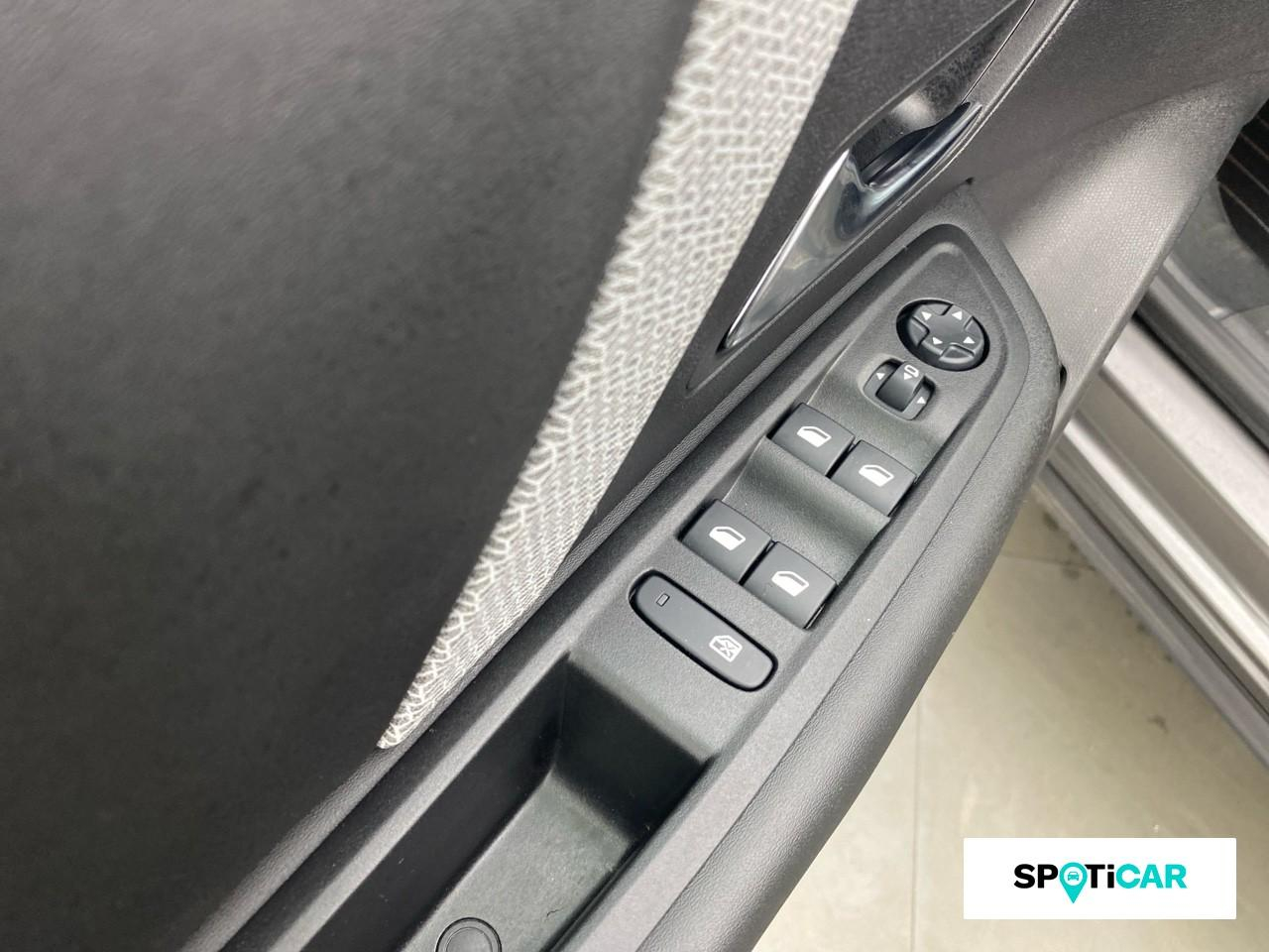 Citroën C4 puretech 130ch s&s feel pack — photo 16