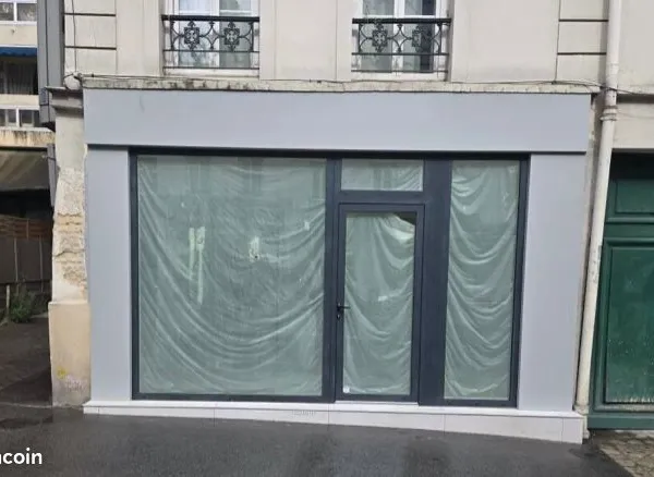 Local commercial 48 m²