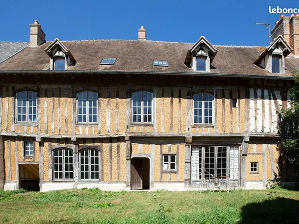 Maison 10 pièces 290 m²