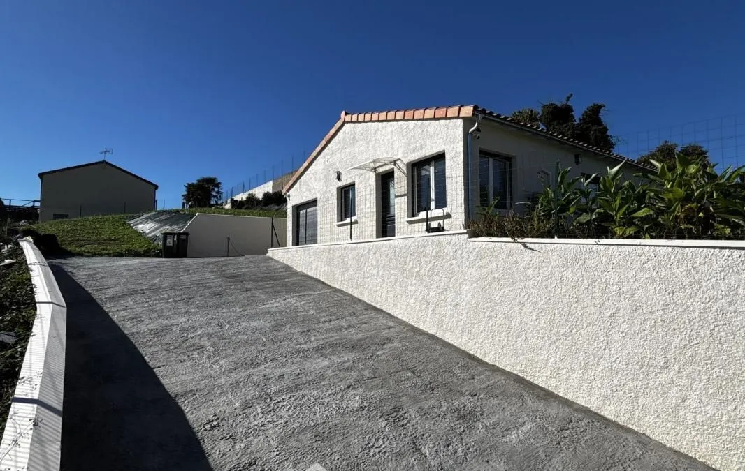 Photo 3