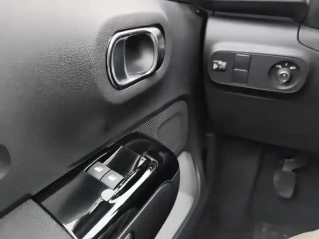 Citroën C3 puretech 83 s&amp;s bvm5 shine — photo 20