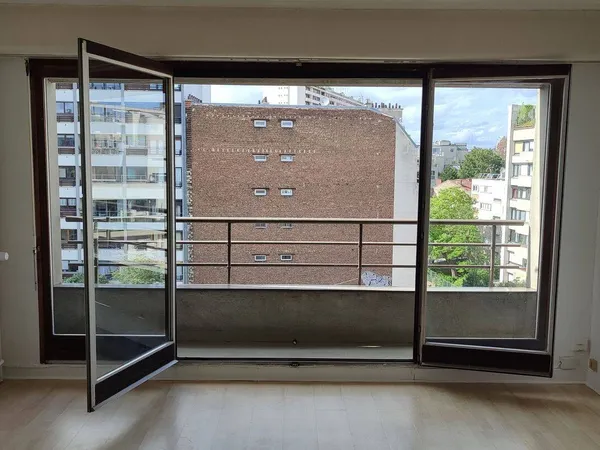 Studio 1 pièce 28 m²