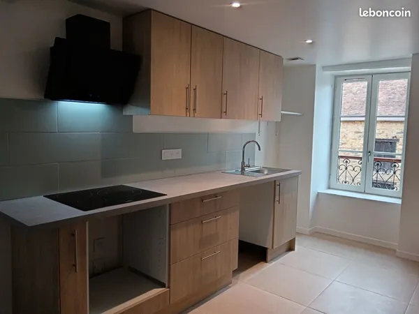 À louer T3 81 m2 proches commerces