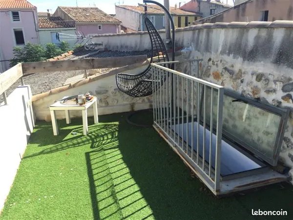 T3 d'environ 60 m² entièrement rénové avec goût avec terrasse