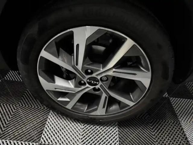 Kia Stonic 1.0 t-gdi 100ch gt line — photo 14
