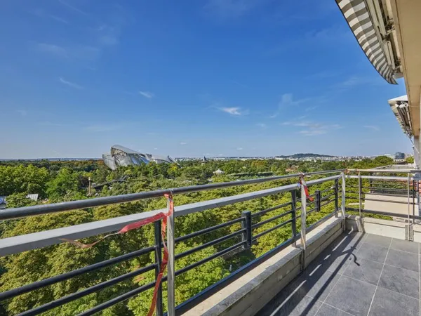 Neuilly - Bois - Maurice Barrès - Vue exceptionnelle Immeuble de gransd standing et vue dégagée