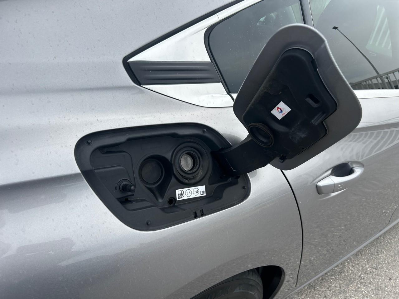 Peugeot 508 puretech 180ch s&s allure eat8 — photo 12