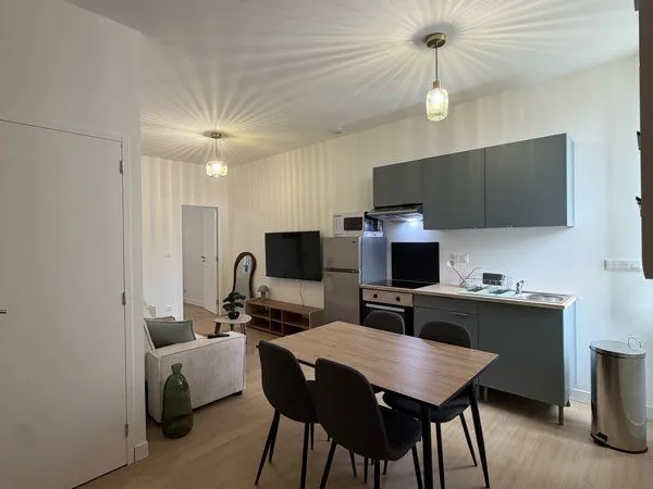 T2 entièrement rénové et meublé - 1ère location - Nevers centre