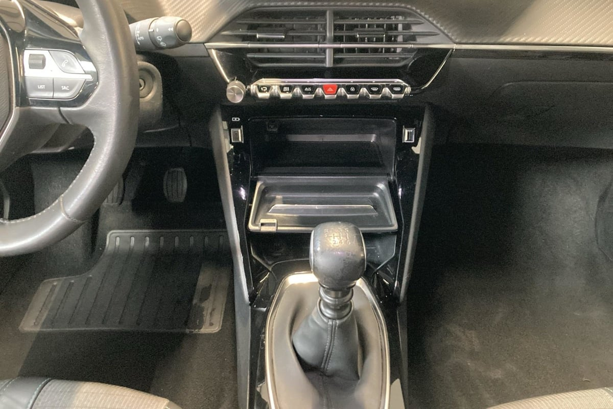 Peugeot 2008 — photo 16