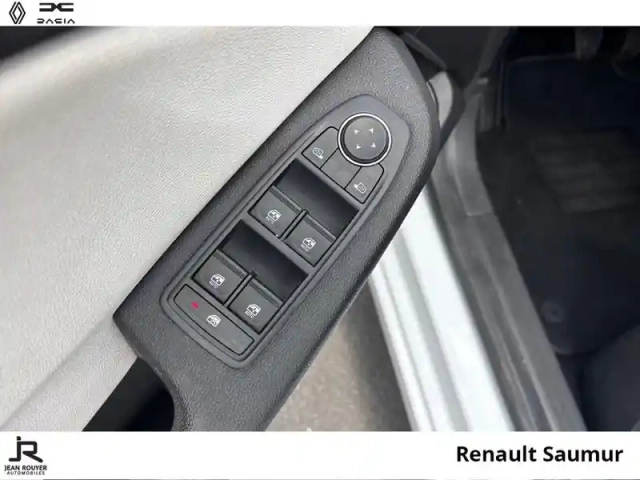 Renault Clio 1.3 tce 140ch techno — photo 14