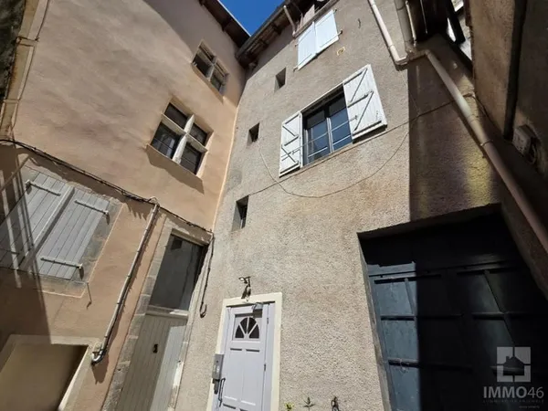 Immeuble de rapport dans le centre de Cahors