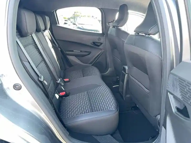Renault Clio tce 115 ch — photo 12