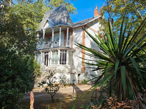 Villa 6 pièces 140 m²