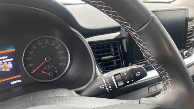 Kia Stonic 1.0 t-gdi 120 ch mhev ibvm6 — photo 21